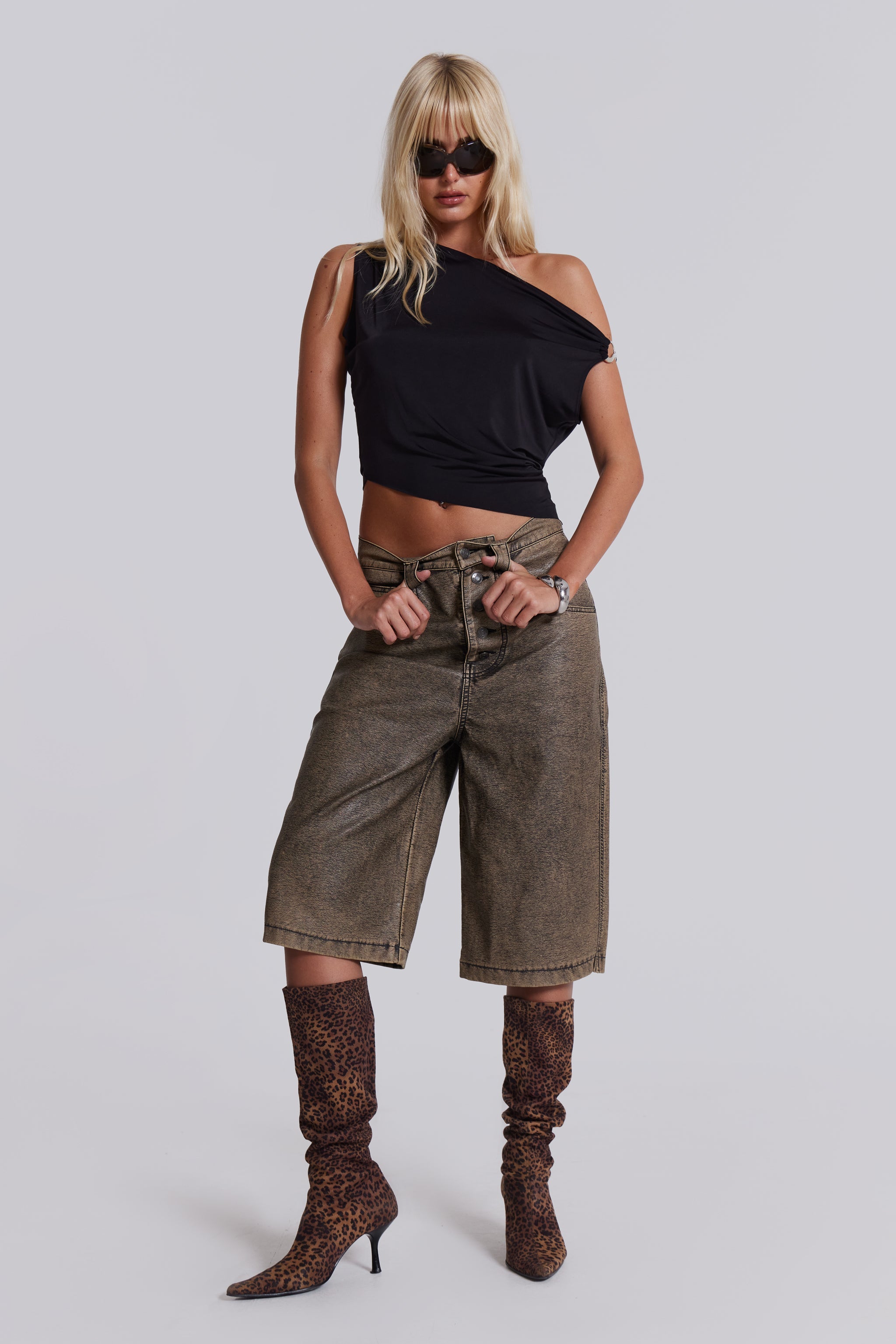 Dare To Drape Top in Black