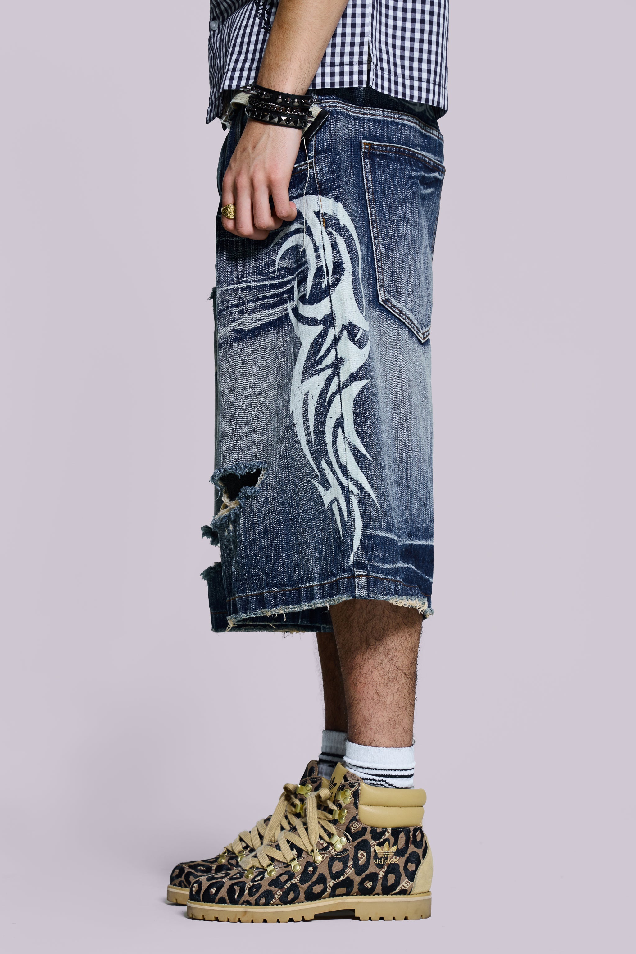 Light Wash Blade Colossus Jorts