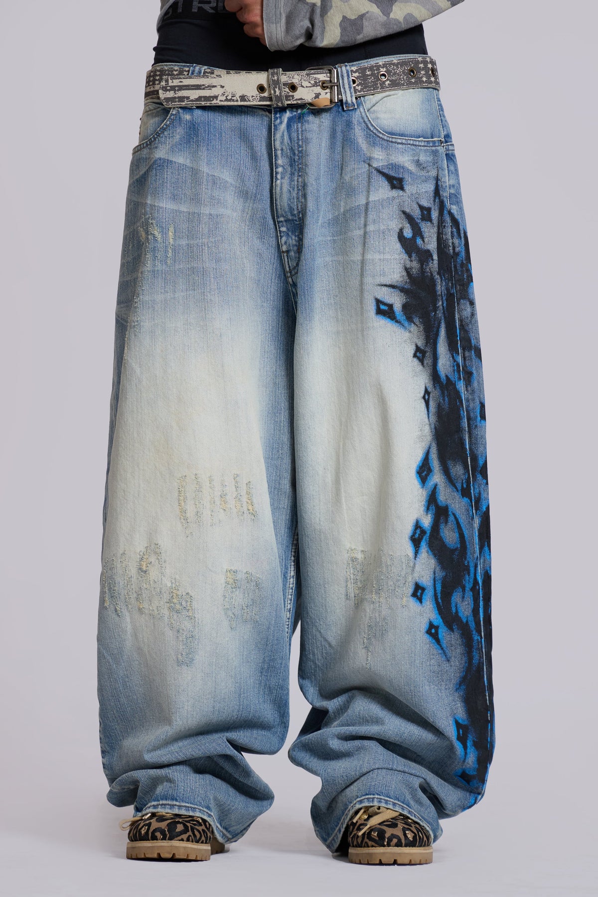 Light Wash Spike Airbrush XL Colossus Jeans