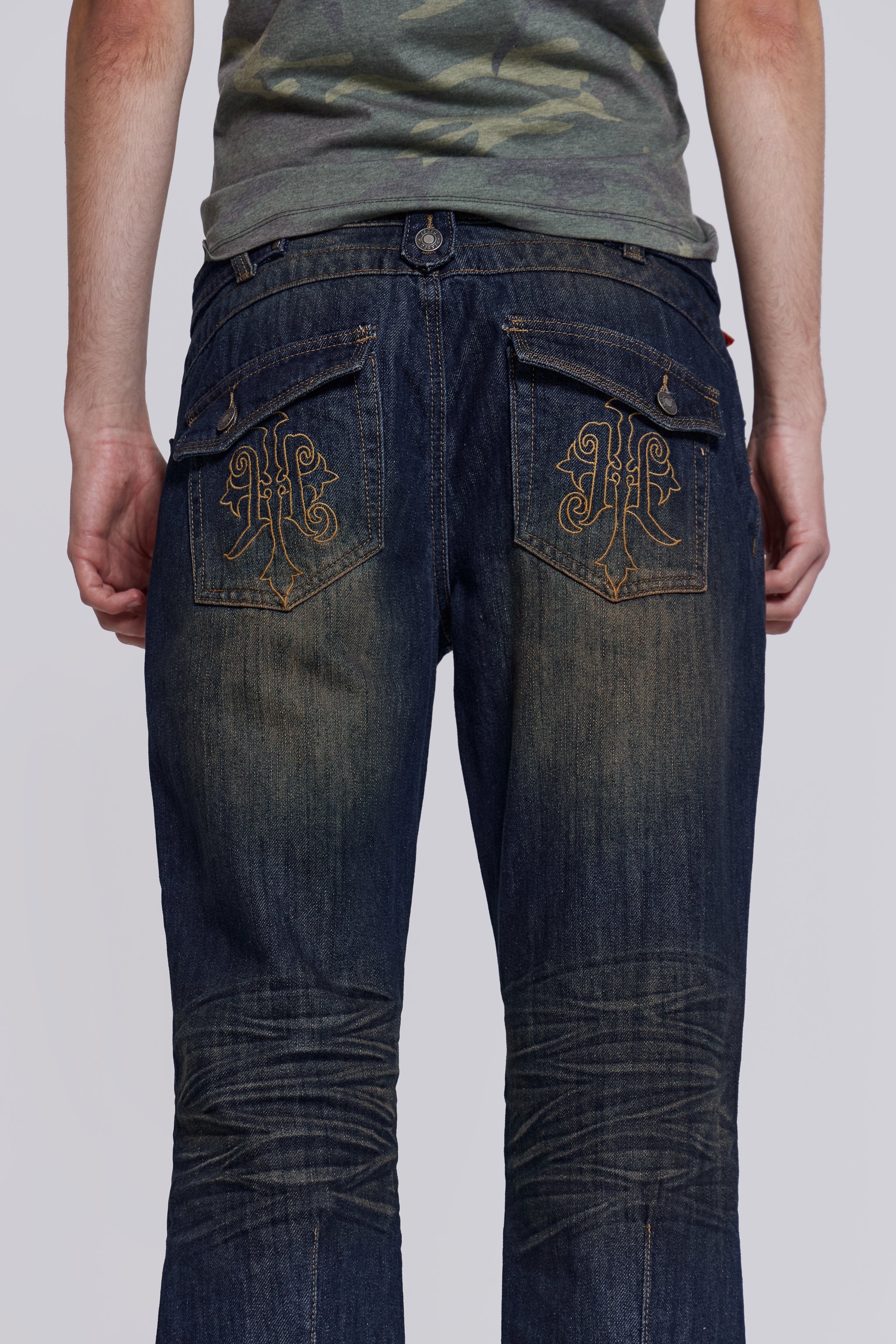 Embroidered Bass Flared Jeans