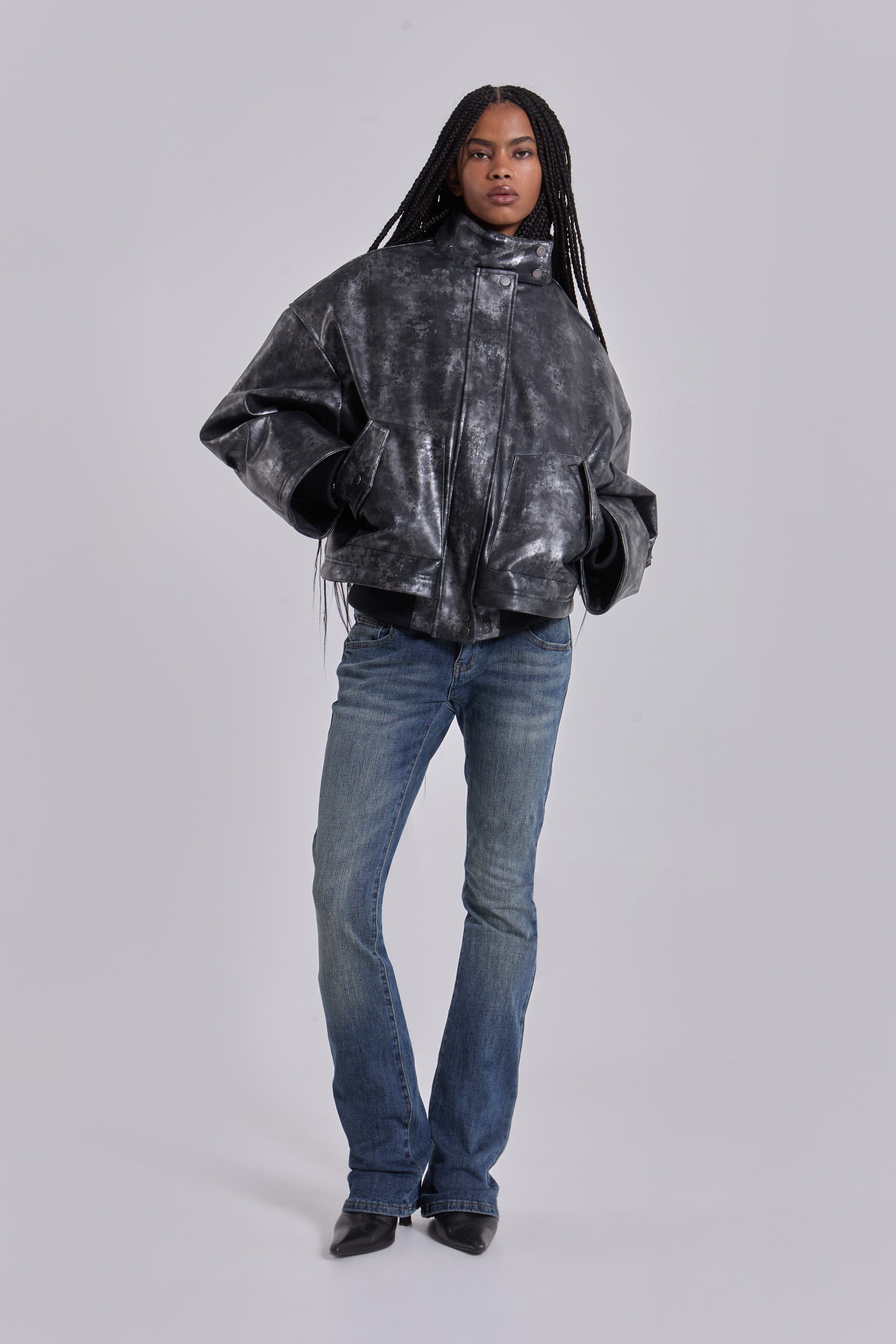 Cassia Cooper Bootcut Jeans in Mid Blue