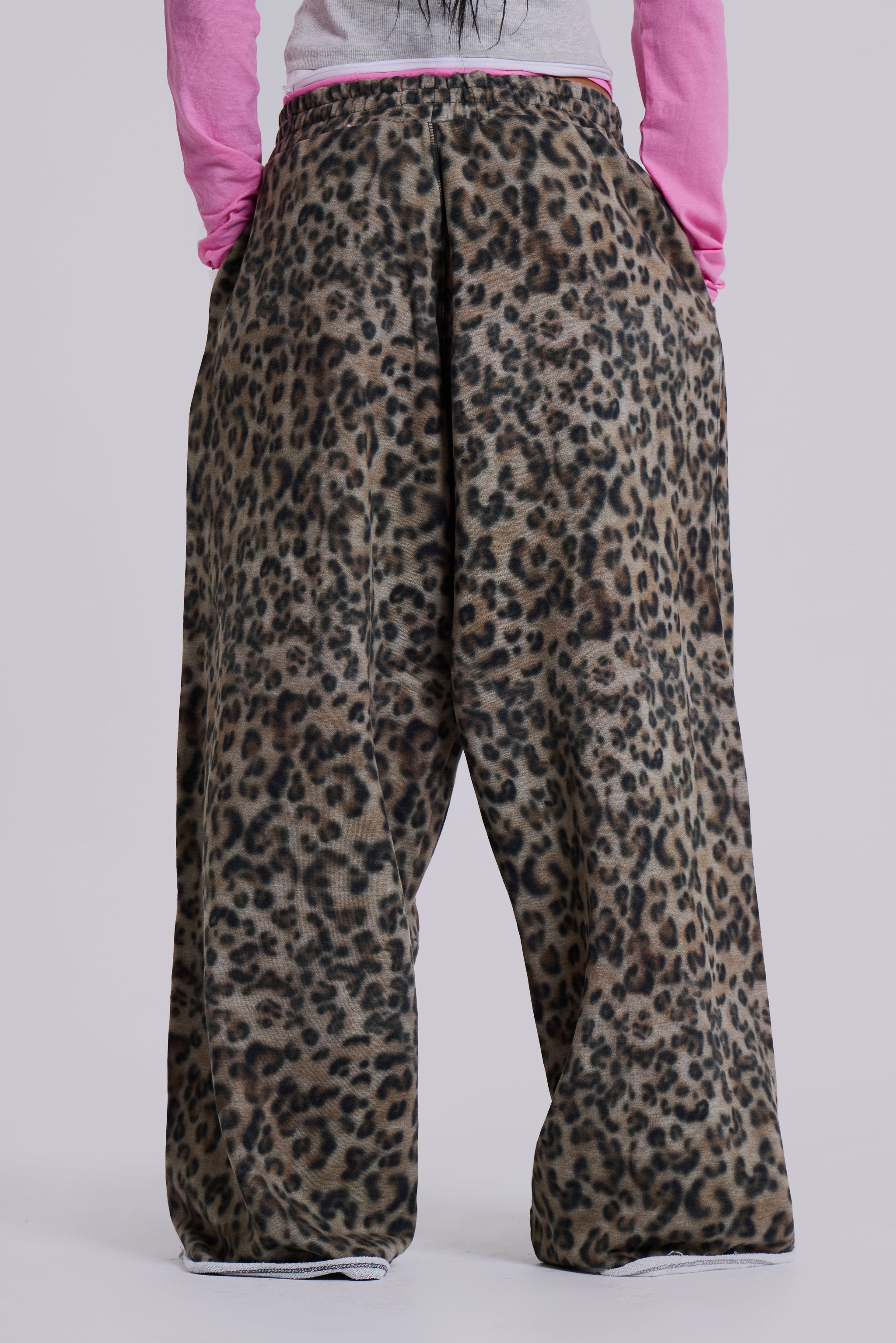 Airbrush Leopard Monster Joggers