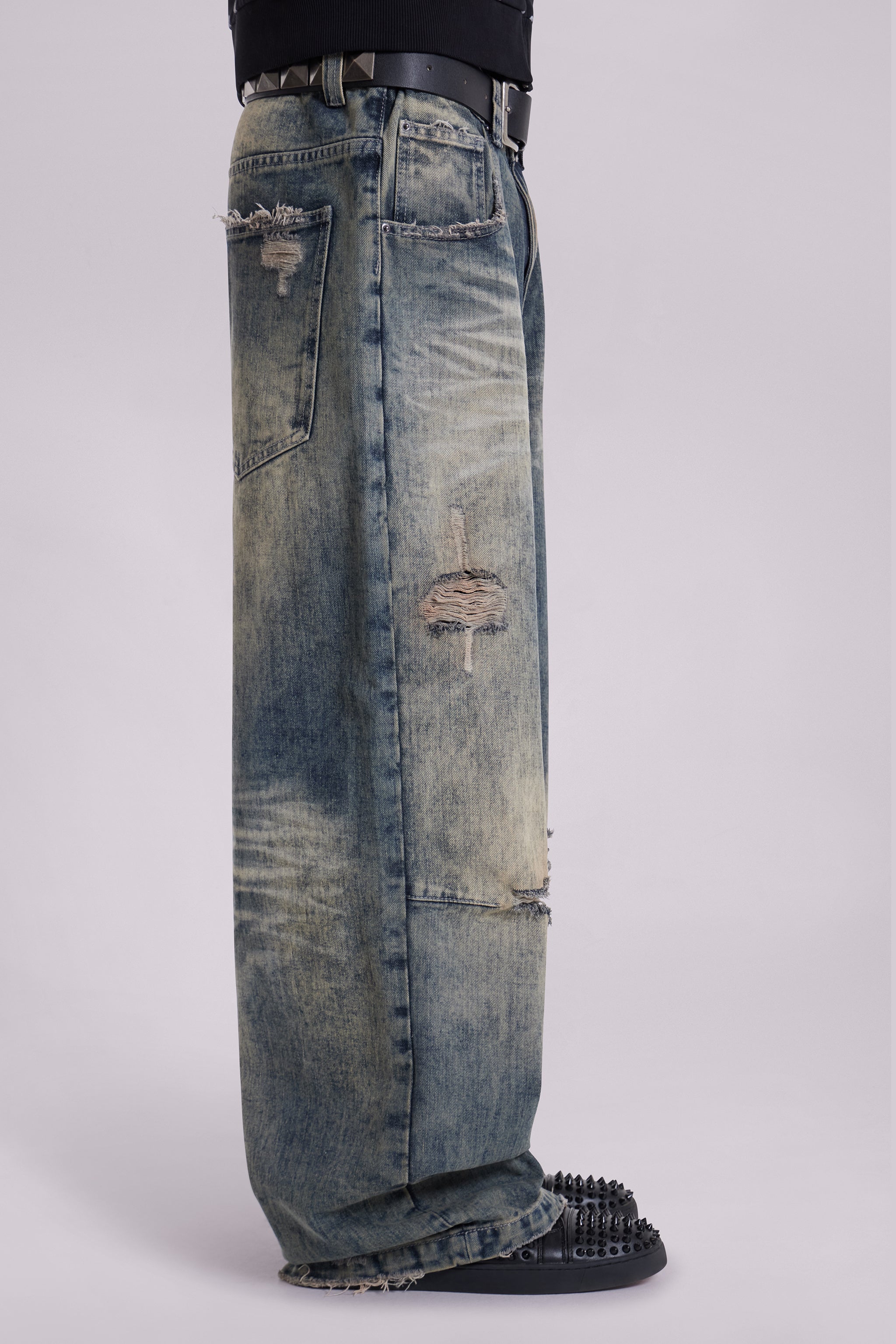 Dirty Lowrise Colossus Jeans