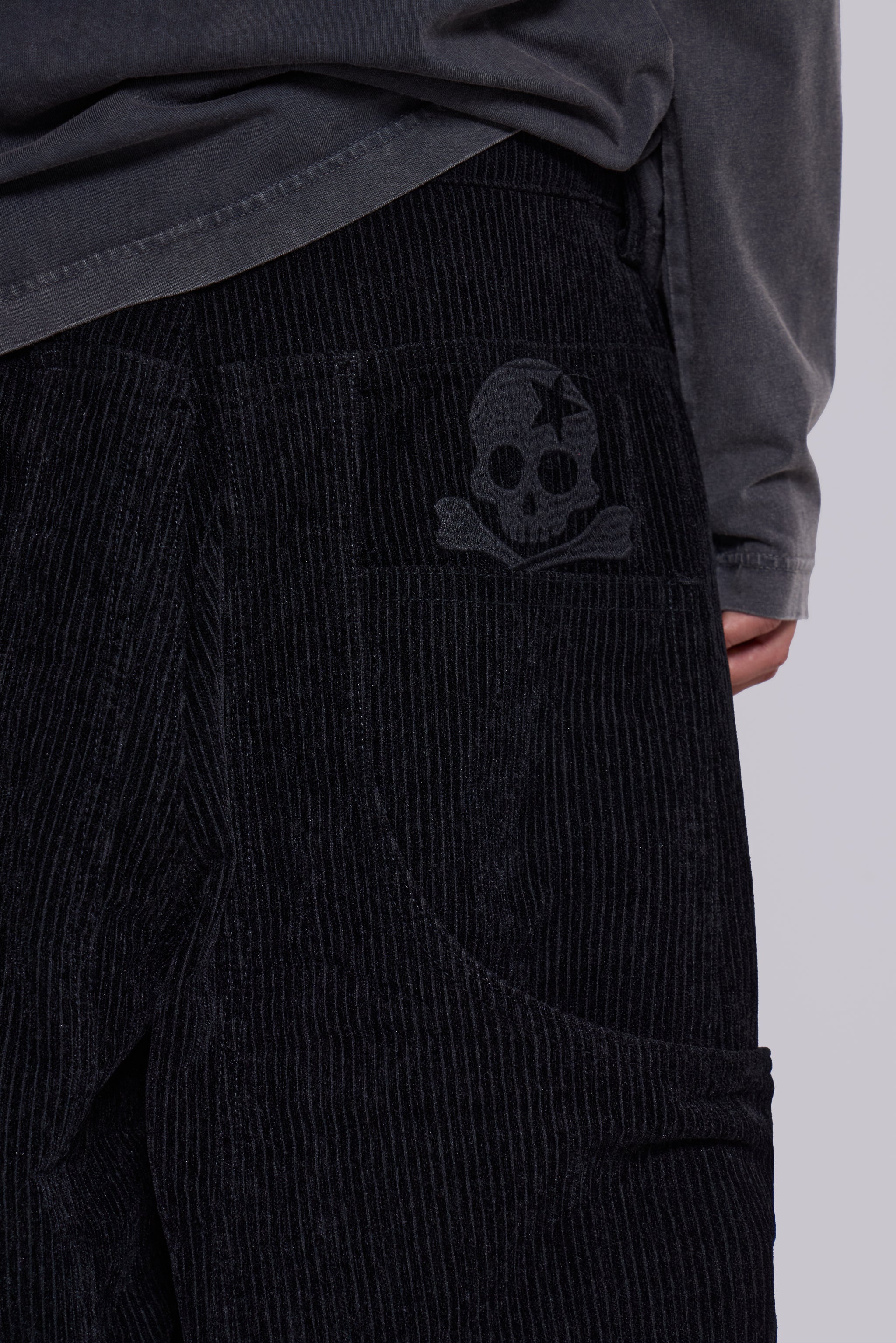 Black Skull XL Cord Colossus Jeans