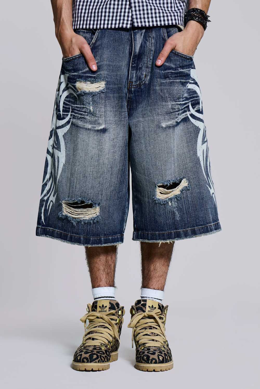 Light Wash Blade Colossus Jorts