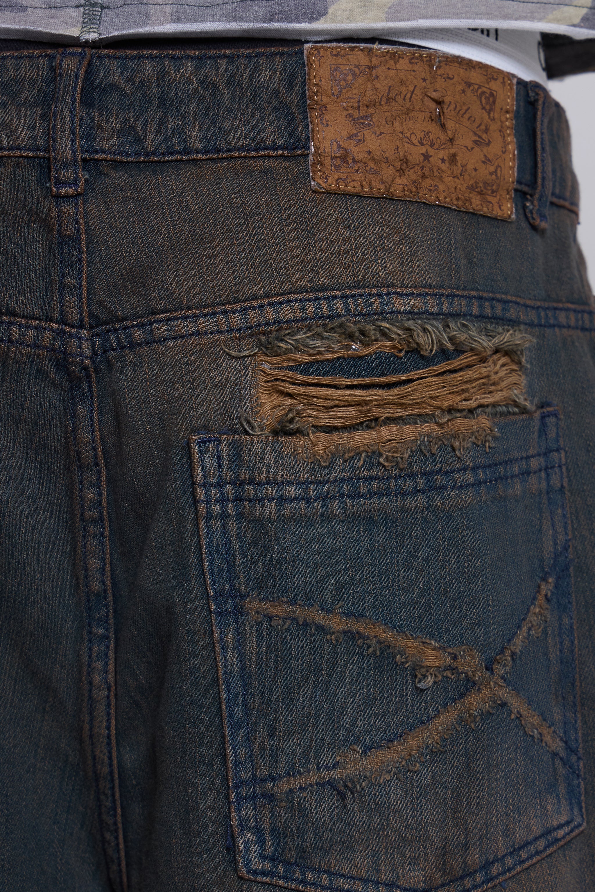 Dark Vintage Wash Glasto Shorts