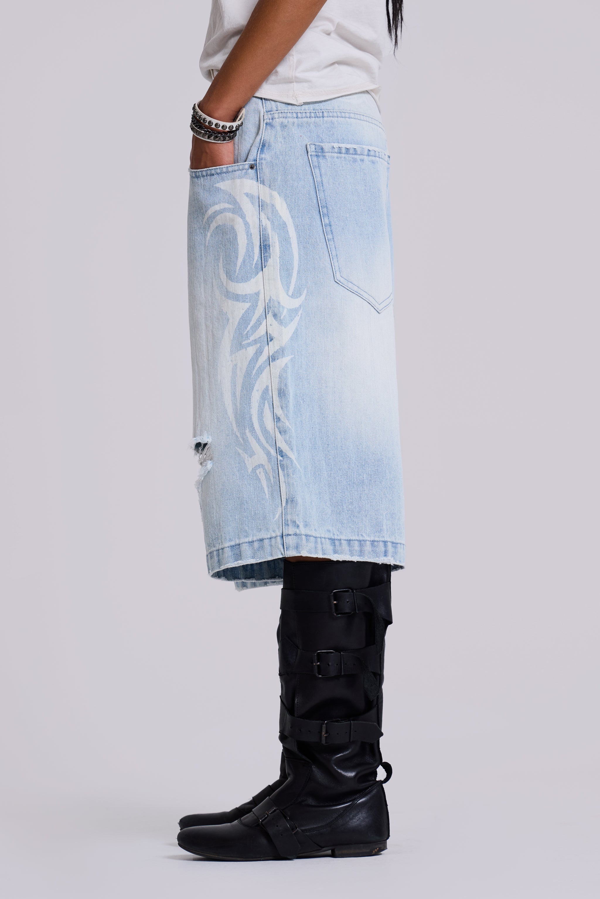 Bleach Blade Colossus Jorts