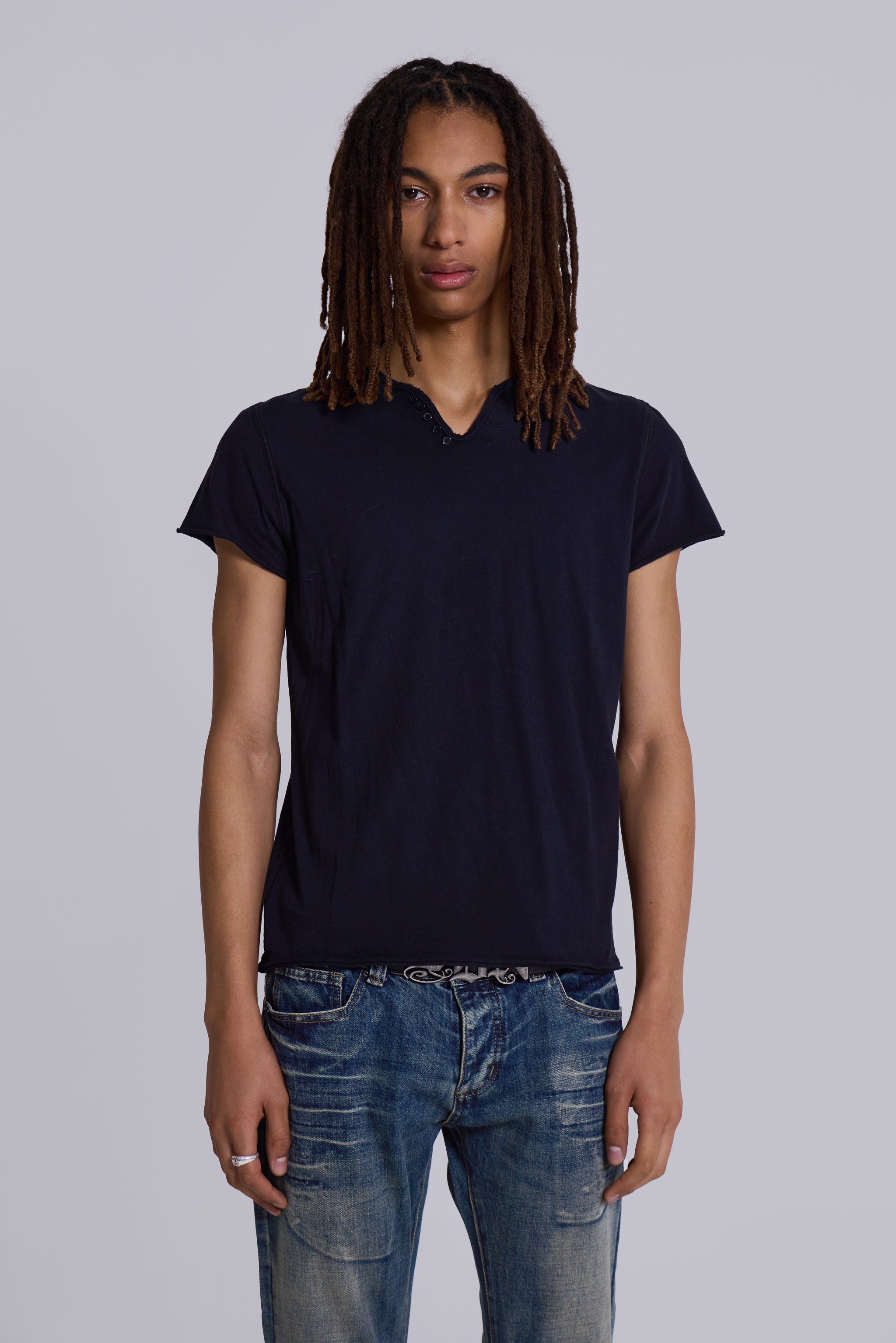 Kerri Henley T-Shirt in Black