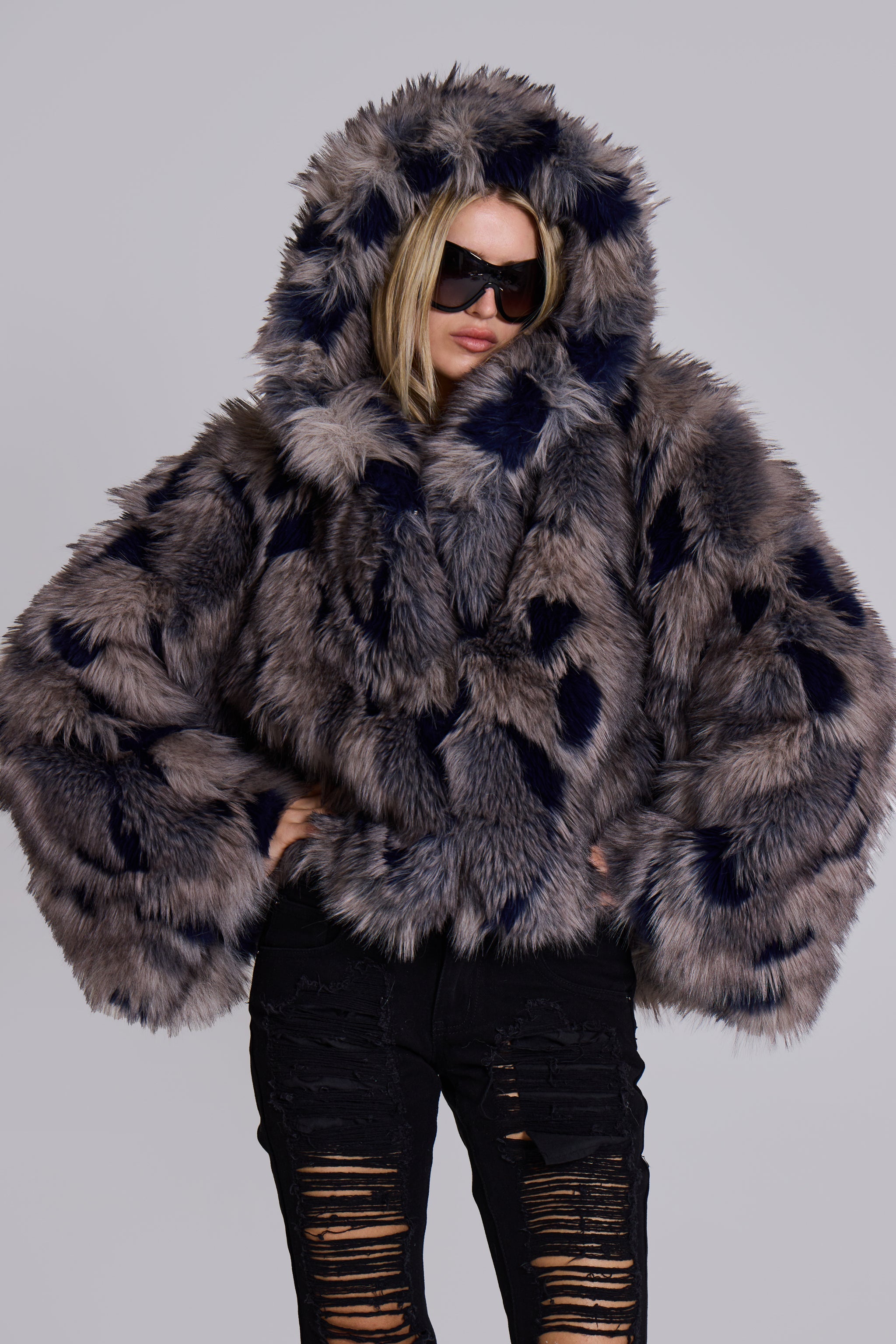 Mara Oversized Faux Fur Coat in Ashen