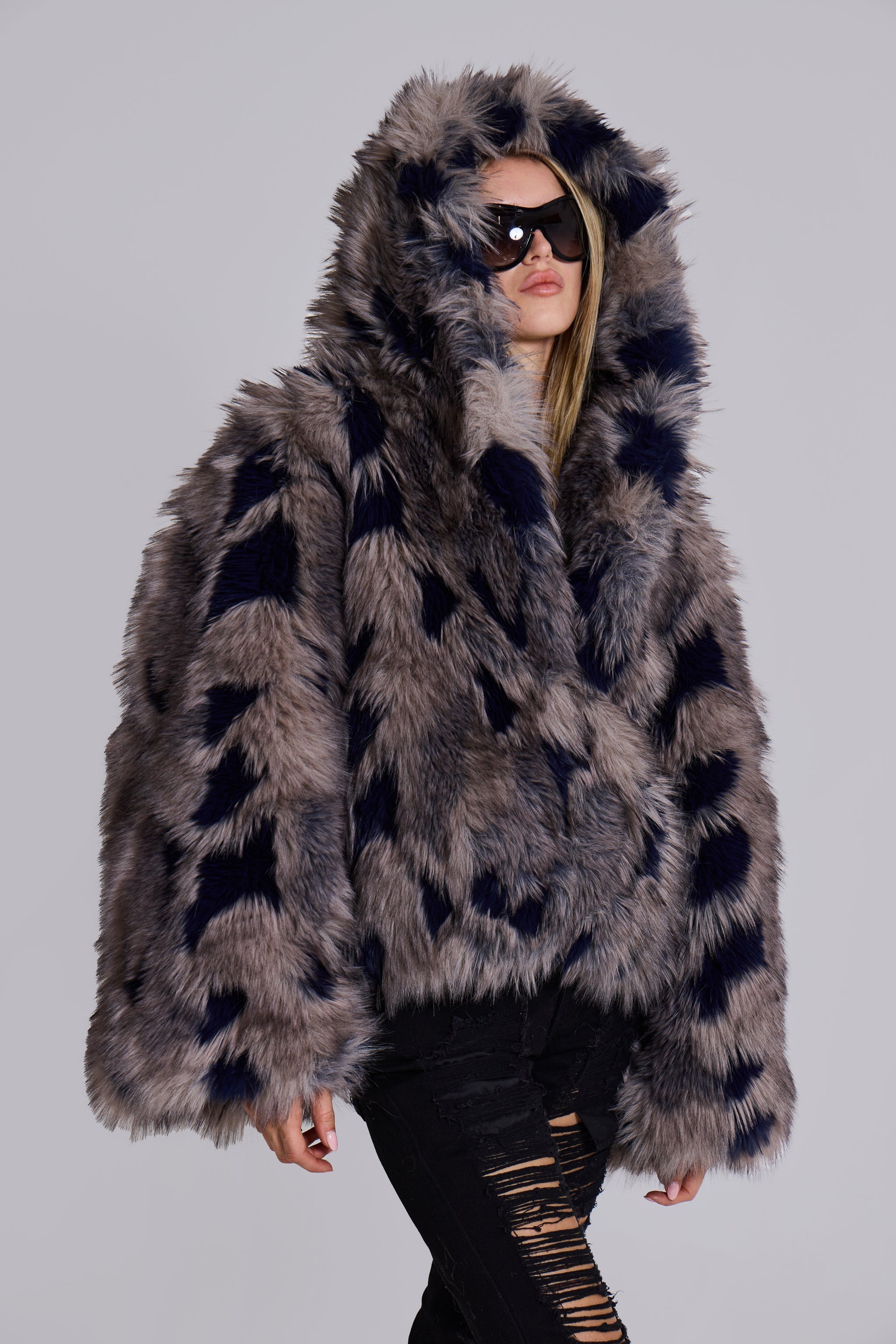 Mara Oversized Faux Fur Coat in Ashen