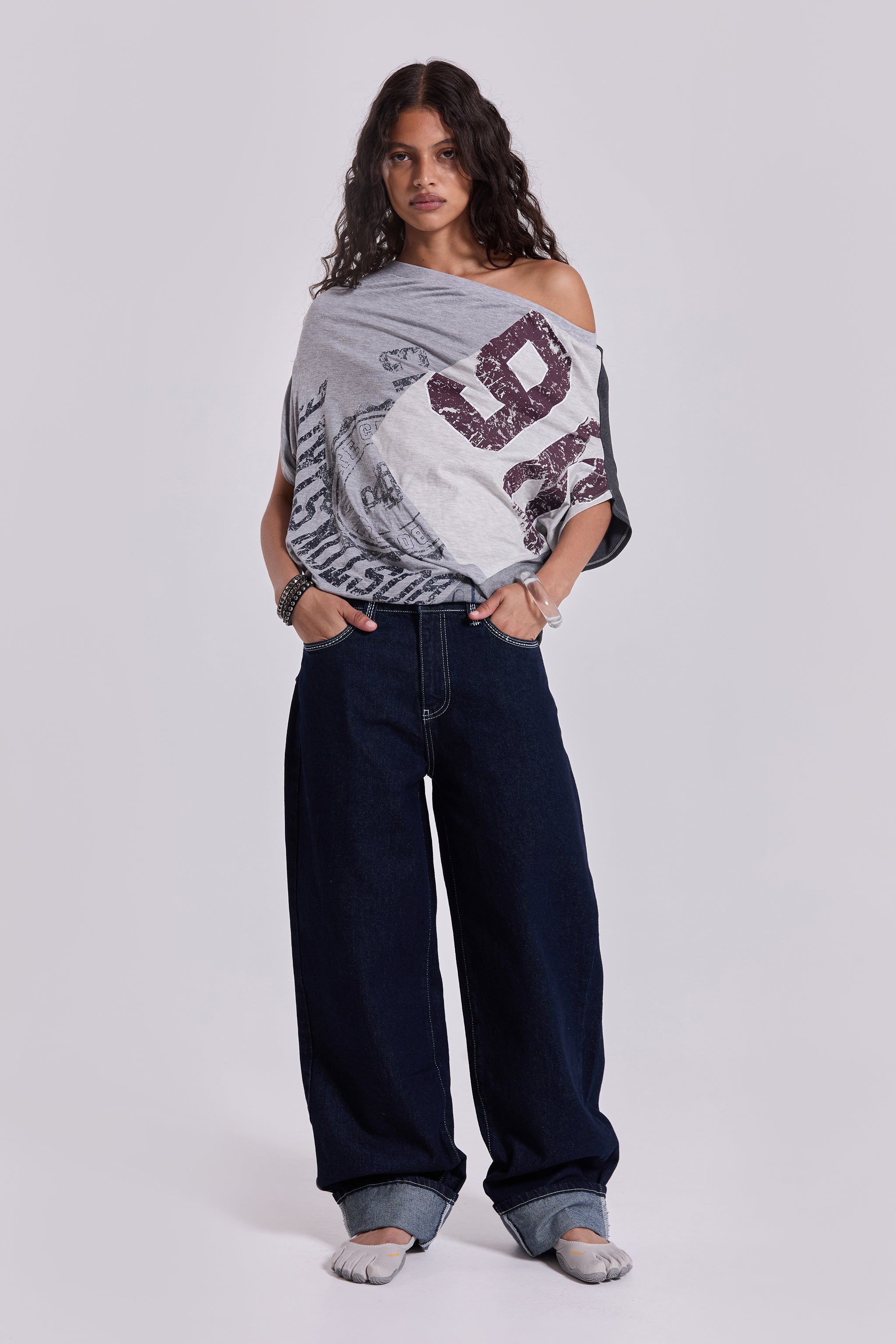 Sonic Embroidered Baggy Jeans