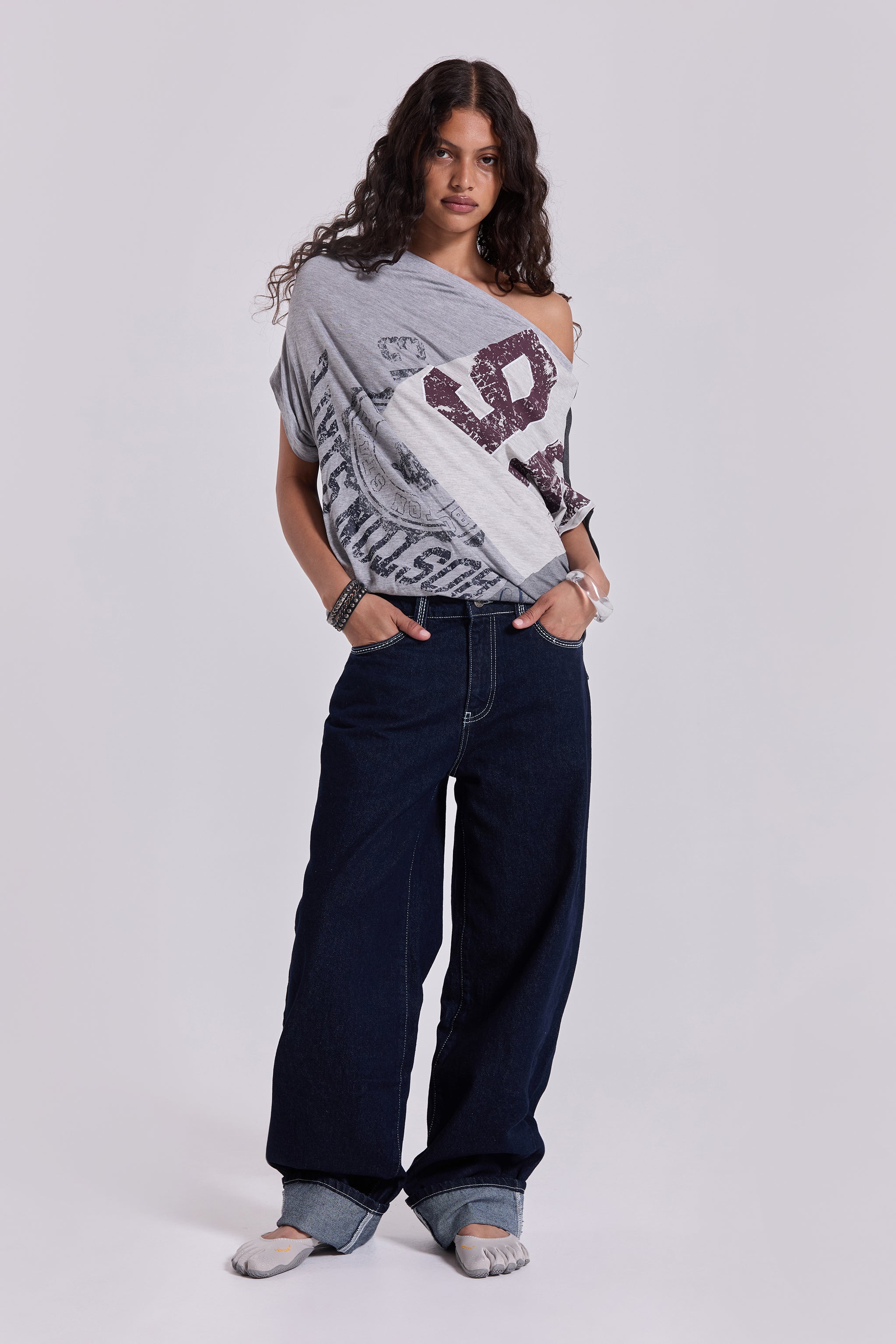 Sonic Embroidered Baggy Jeans